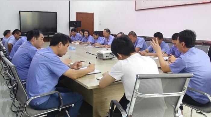 參會人員認(rèn)真學(xué)習(xí)