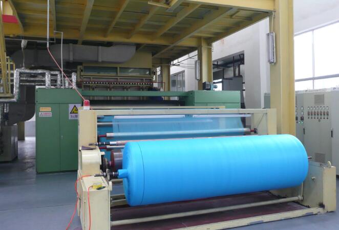 抗靜電非織造布的生產(chǎn)